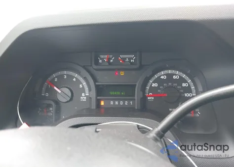 2014 Ford E-350 Super Duty Xlt z USA, uszkodzony, nr VIN 1FBNE3BL8EDA5137